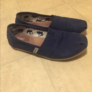 Navy blue Toms